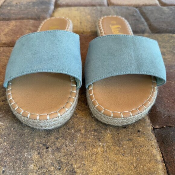 Shein Blue Faux‎ Suede Slides Rattan Like Sides Size 10 - Picture 3 of 8
